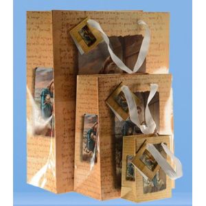 Embossed Printing Paper Bag 250gsm Printed Paper Carrier Bags