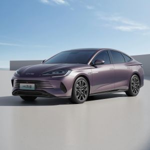 China DM-I Plug In Hybrid BYD EV Cars Hatchback 2023 1.5T 200KM on sale