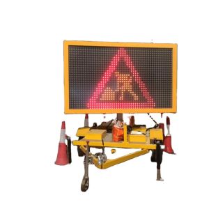 P10mm P16mm VMS Trailer Signs Advertising Movable LED Screen