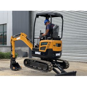 0.07m3 Mini Excavator 2 Ton Crawler Excavators High digging power