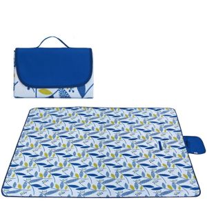 Water Resistant Folding Picnic Mat Reusable With Convenient Velcro Design
