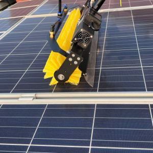 Cold Water Cleaning Photovoltaic Solar Panel Rotary Robot with Manual Rotating