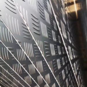 China Embossed Finish Diamond Aluminum Sheet Plate 1100 3003 H12 H14 3004 5052 H32 H34 on sale