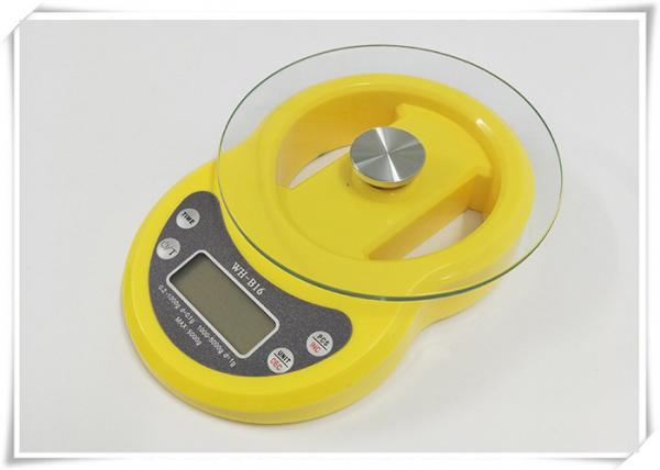 Quality Mini 4MM Glass Weight Scale , Easy To Read Electronic Kitchen Weighing Scales wholesale