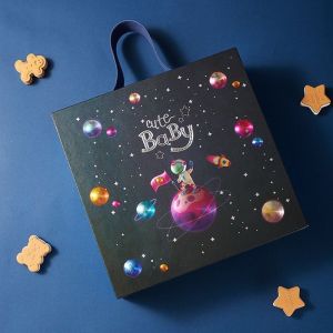 Lovely Cardboard Customized Gift Box With PU Leather Handle And Magnetic Closure