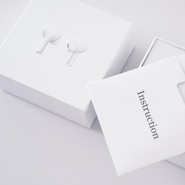 Custom Logo White Bluetooth Headset Packaging Cardboard Box Earphone Package