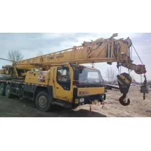 2009 XCMG 25T Truck Crane High Operating Efficiency with 38.5m Max Working