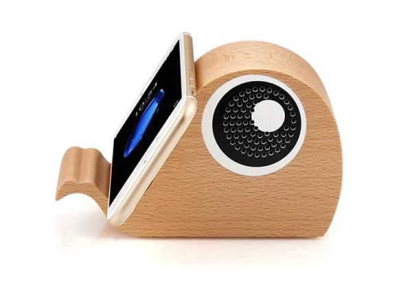 Classic Portable Bluetooth Speaker Mini Wooden Wireless Bluetooth Speaker bluetooth speaker with Mobile Phone Holders