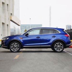 2023 Hongqi HS5 5 Seats SUV Gasoline Car with Panoramic Sunroof and Front Disc