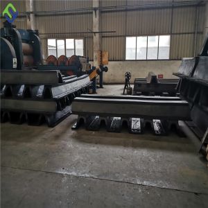 V Type Marine Rubber Arch Fender Solid For Berthing