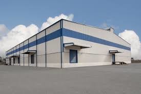 Low cost steel structure warehouses with middle column design
