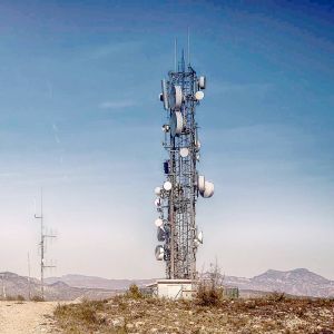 45 Self-support Galvanized Steel Mast Structure BTS Communication Lattice Tower