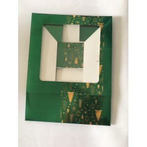 Paper folding shipped boxes with PVC window for cosmetic packaging, made of art