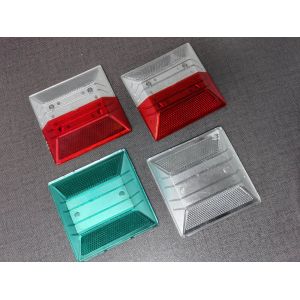 100*100*20mm PMMA Solar Road Stud with LED Yellow Flashing and 160g Weight for