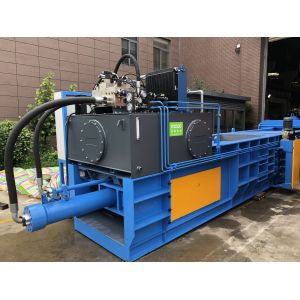 Plastic horizontal waste straw baler/compactor machine