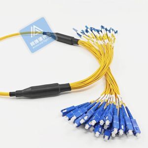 24F Sc Lc Armored Fiber Patch Cord LSZH 7.0MM Rodent Resistant FTTX Datacenter