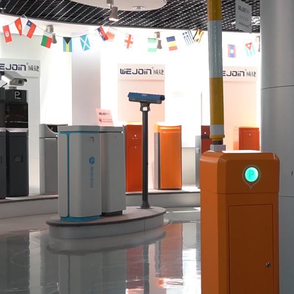 Srtaight Boom Intelligent Barrier Gate Automatic Parking Barrier 120 Watt With AC Motor