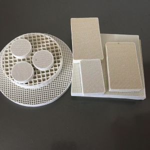 China Industrial Ceramic Alumina Plate With Hole Density 99% Al2O3 Alumina Ceramic Custom Polishing on sale