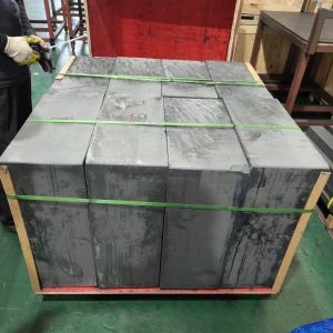 Graphite Raw Materials Supplier EDM Graphite Electrode Isostatic Graphite Block