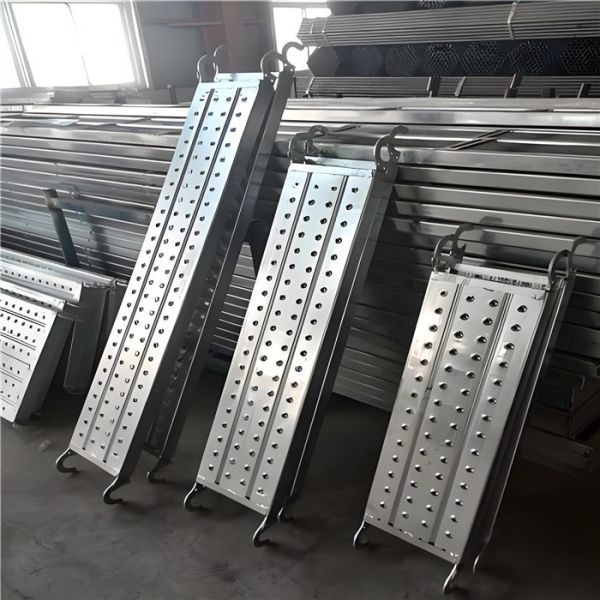 Fireproof Flame Retardant Q235 Carbon Structural Steel Metal Tread Plate for Scaffolding with High Corrosion Resistance