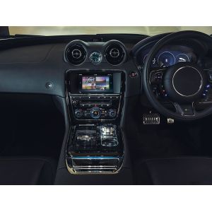 Answer Calls Apple CarPlay Interface For Jaguar XJ 8 Inch HARMAN Playing Music