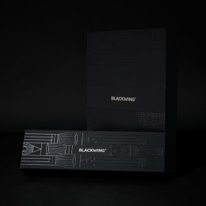 Custom Luxury Matte Black Foam Insert Magnetic Paper Gift Box Clamshell Fliptop