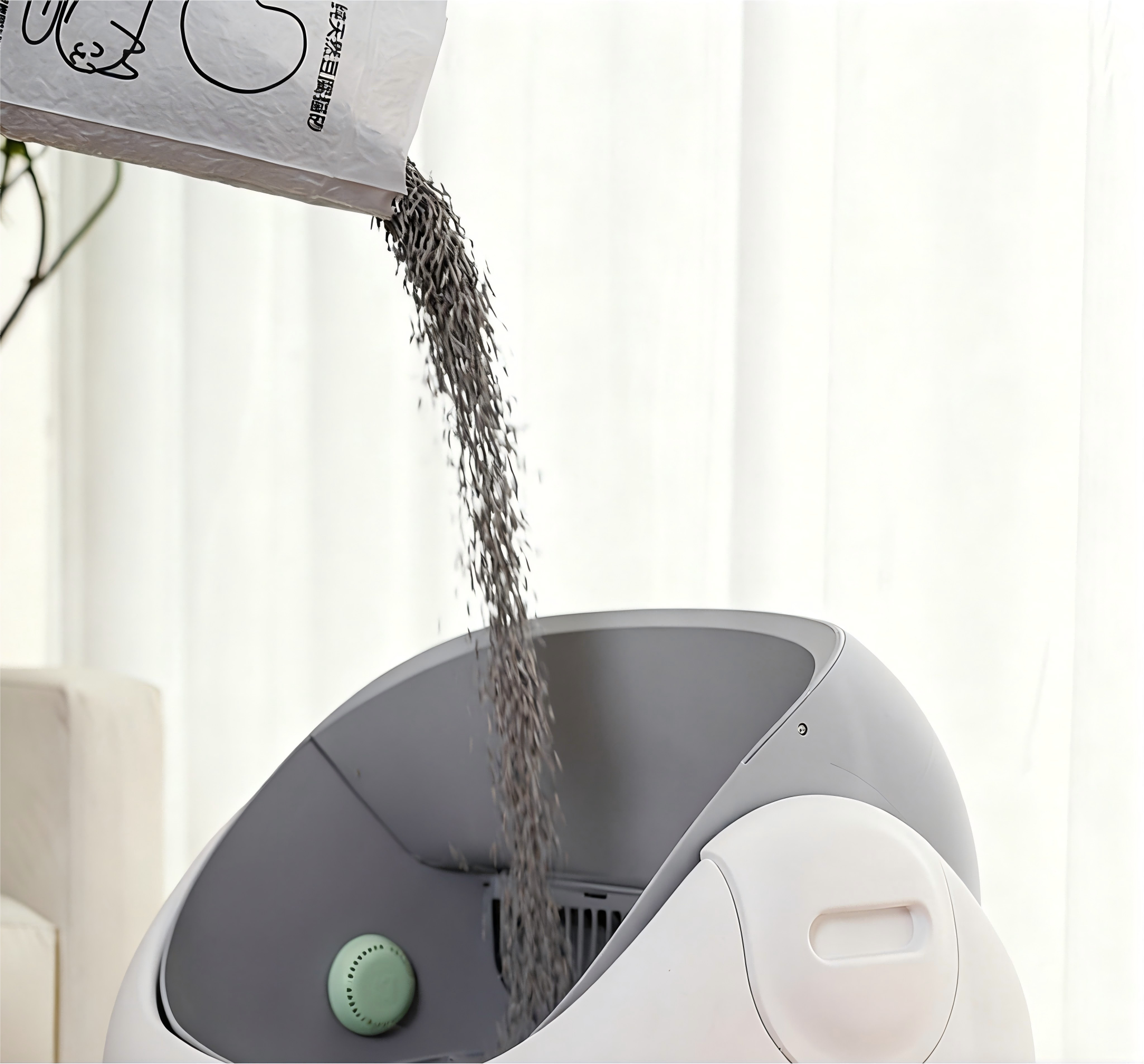 Plastic Eco-Friendly Deodorant Ball Cat Litter Box Automatic Cleaning Large Capacity Enclosed Anti-splatter Design Sieve Easy