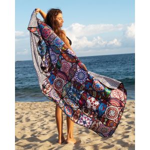Microfiber Material Printed Beach Towel With Machine Washable Care Instructions