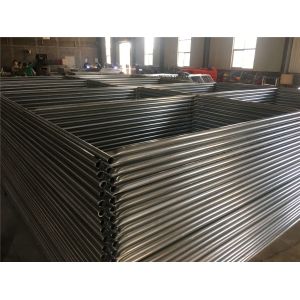 chain link temporary construction fence panels 6FT X 10F Mesh 2 3/8 " x 2 3/8" (