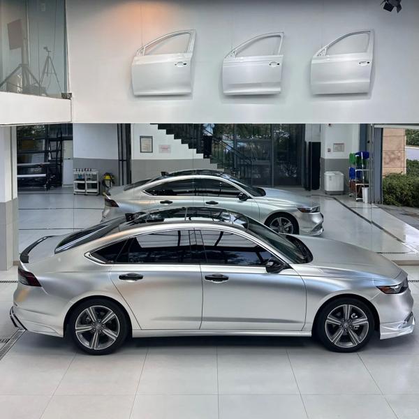 Glossy Beauty Sliver Color Paint Protection Film Installation Friendly Coloured PPF Wrap Film