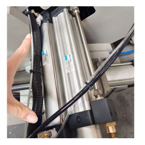 550mm CNC Double Head Mitre Saw for cutting aluminum profile on windows and