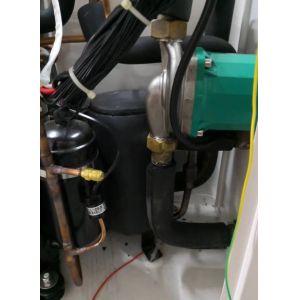 China 3kW Domestic Air Source Heat Pump; with circulation pump inside on sale