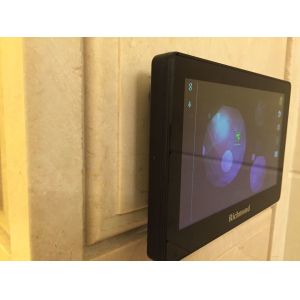 7 Inch White Touch Control Panel With Ethernet POE Inwall Mount Bracket For