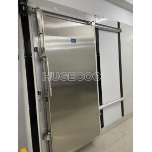 1.5*2.3m Cold Room Sliding Door with Electric Heater Wire and Manual Sliding