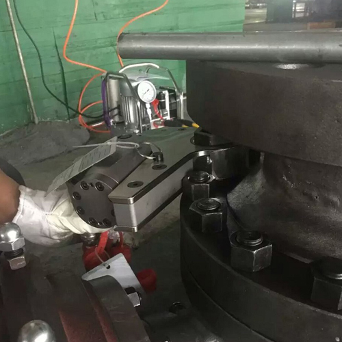 Rotary Handheld High Torque Hydraulic Wrench 183Nm - 1837Nm 2 KG Weight