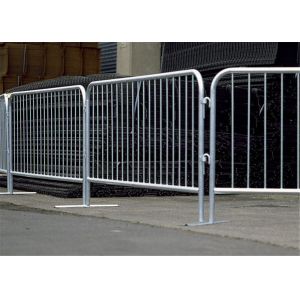 the safety of crowd control barriers MOBILE BARRIER