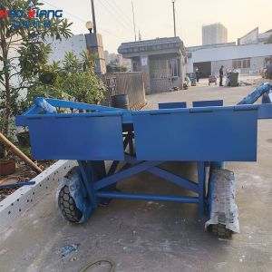 5 Meter Steel Loading Ramp for Enhanced Efficiency in Warehouses