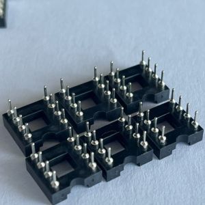 2.54mm 8 Pin IC Socket Connector Female Straight Pin Header PBT Insulation