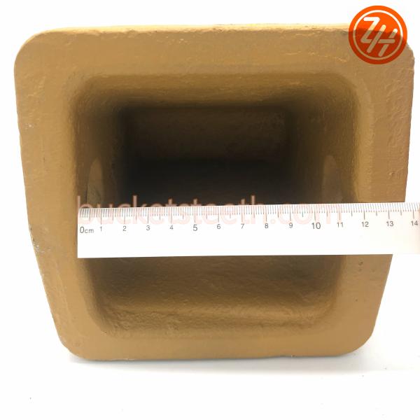 Mini Excavator Bucket Teeth 7J9552 , HRC 48 Mini Digger Bucket Teeth