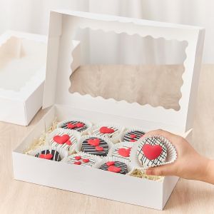 Windowed Rectangle Bakery Box Transparent Display Packaging for Macarons