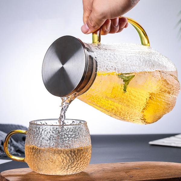 Drip Free Glass Refrigerator Pitcher , Spill Proof Spout Carafe Water Bottle