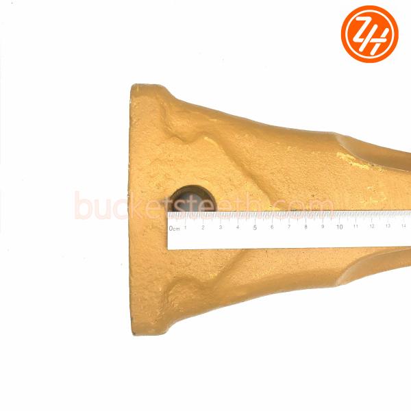Mini Excavator Bucket Teeth 7J9552 , HRC 48 Mini Digger Bucket Teeth
