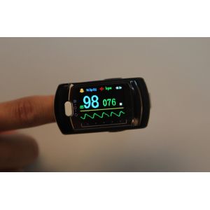 Fingertip Pulse Oximeter Sensor With Rechargeable Li-Batteries