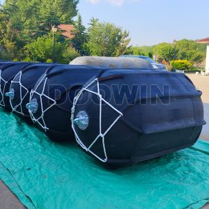 50KPa 80Kpa Pneumatic Rubber Fender Yokohama Yokohama Floating Fenders