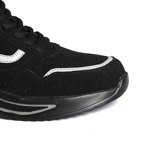 Lightweight And Durable Safety Boots With Low Cut Complying To ASTM Standard