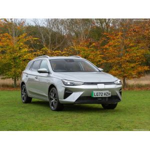 Roomy Affortable All Electric Car At MG 5 EV With A Decent Range 344km And Super Charging Ability