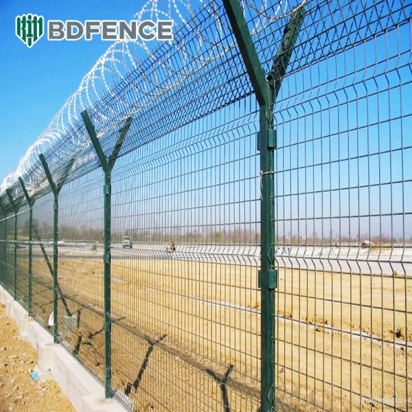 High Security Airport 50mmx200mm aoa fence Pvc Fence Panels And Posts