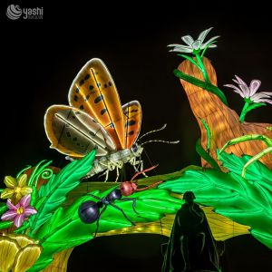 Handmade Bee Shaped Animal Lantern 200CM with LED Light