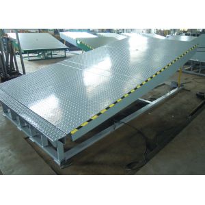 4200mm Two Cylinders Power Ramp Dock Leveler For Warehouse Pier