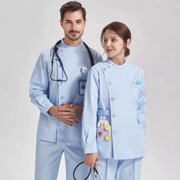 USA Market Customized Cotton Polyester Nurses Uniform Sets with Logo in Various